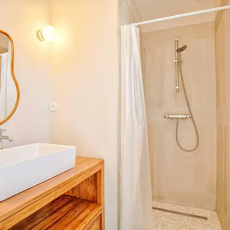 Maison Familiale à 300 M De La Plage, Proche De Cabourg - Fr-1-788-91 Hébergement de vacances *